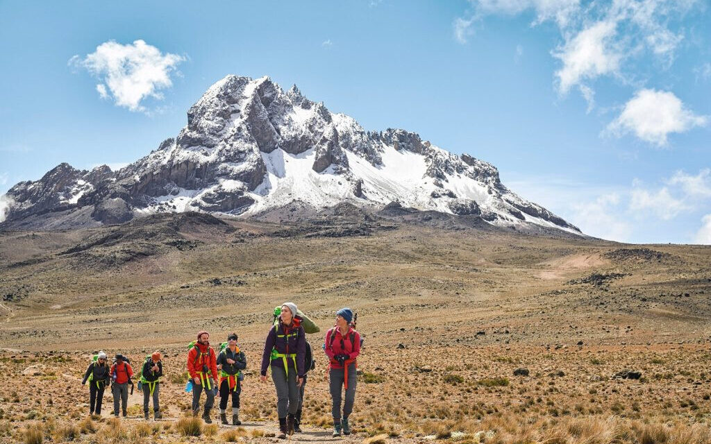 Kilimanjaro Mother-And-Daughter Climbing Tour 2026-2027
